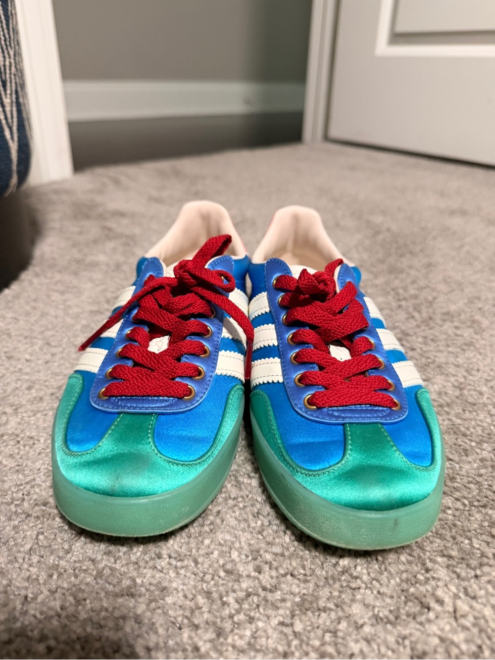 Gucci Kids Blue & Teal Sneakers with Red Laces